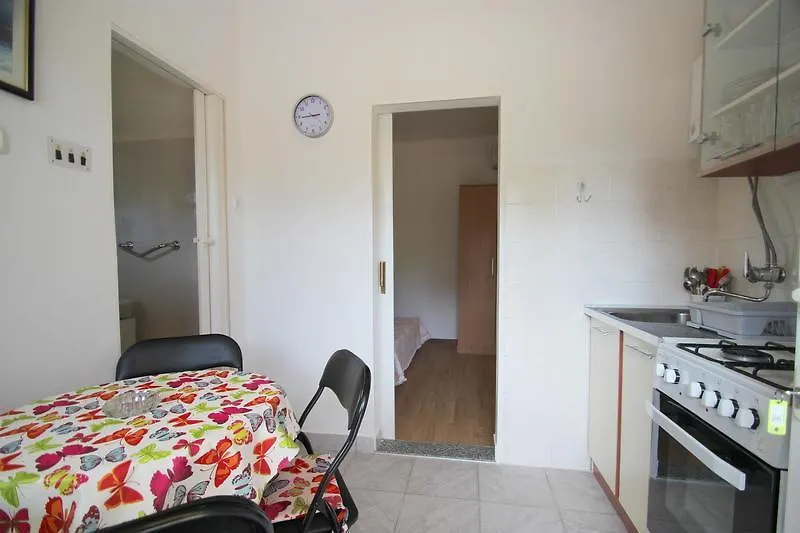 Apartment Umag Lukin 0*,